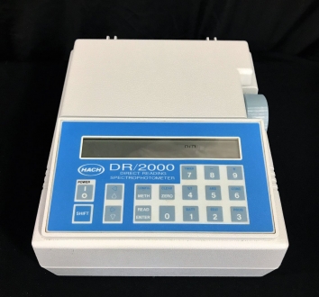 Hach DR/2000 Direct Reading Spectrophotometer