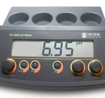 Hanna  HI-2209 pH/mV Bench Meter