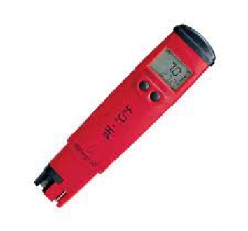 HANNA HI98128 pHep® 5 Portable Waterproof Pocket pH/Temperature Meter, pH Range: pH -2.00 to 16.00, Temperature Dual Range: -5.0 to 60.0°C/23.0 to 140.0°F, pH Resolution: pH 0.01, Temperature Resolution: 0.1°C/0.1°F